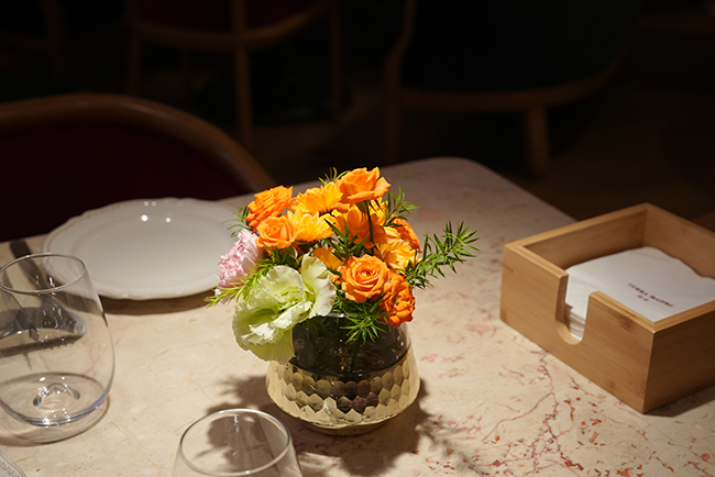 深圳Ensue餐厅鲜花花艺